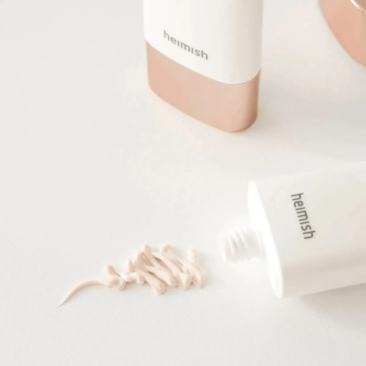 Artless Glow Base (SPF 50  PA   ) - 40 ml
