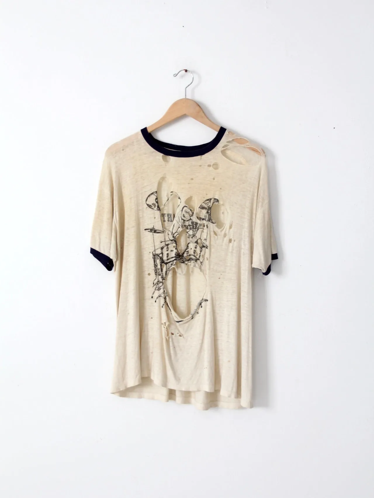 vintage 70s Music Mart t-shirt